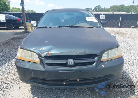 1998 Honda Accord Lx из США, поврежденный, VIN 1HGCG5644WA166624